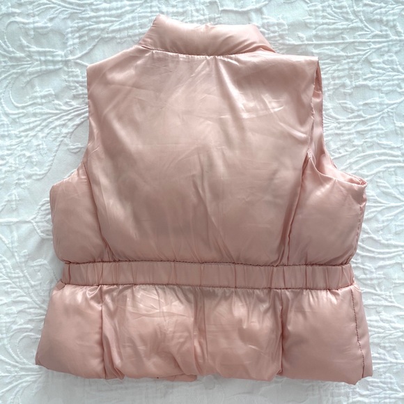 NWT Gap Pink Puffer Vest - Picture 3 of 3